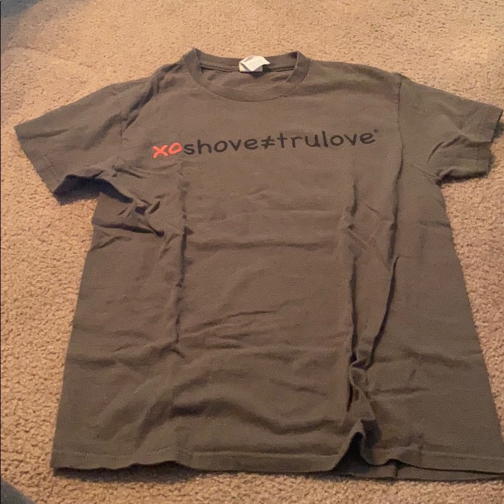 T shirt